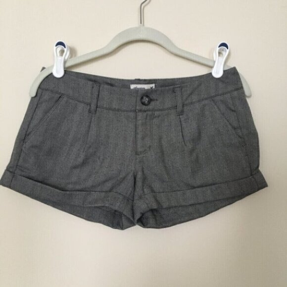 American Eagle Gray Dress Shorts 00 - Picture 1 of 5